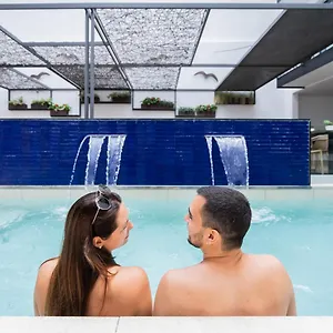 https://apartamentos-neptuno.catalonia-hotels.com